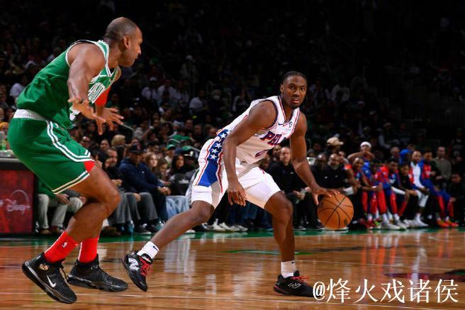 马克西33+12胜塔图姆32+15，76人险胜凯尔特人送对手2连败